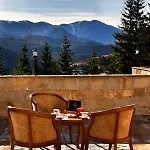 Deluxe In Stoykite Apartment Pamporovo