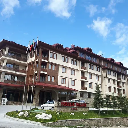 Apartment Deluxe In Stoykite Pamporovo