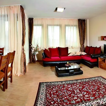 Deluxe In Stoykite דירה
